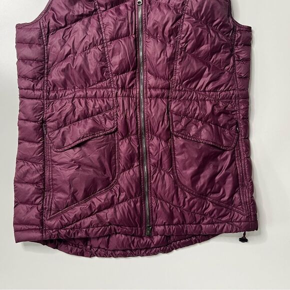 Athleta Women's XL Burgundy Down Vest - Picture 4 of 8